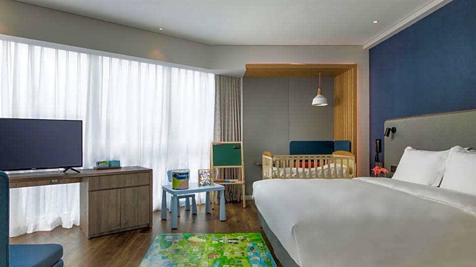 Holiday Inn Express Liyang Huafu By IHG