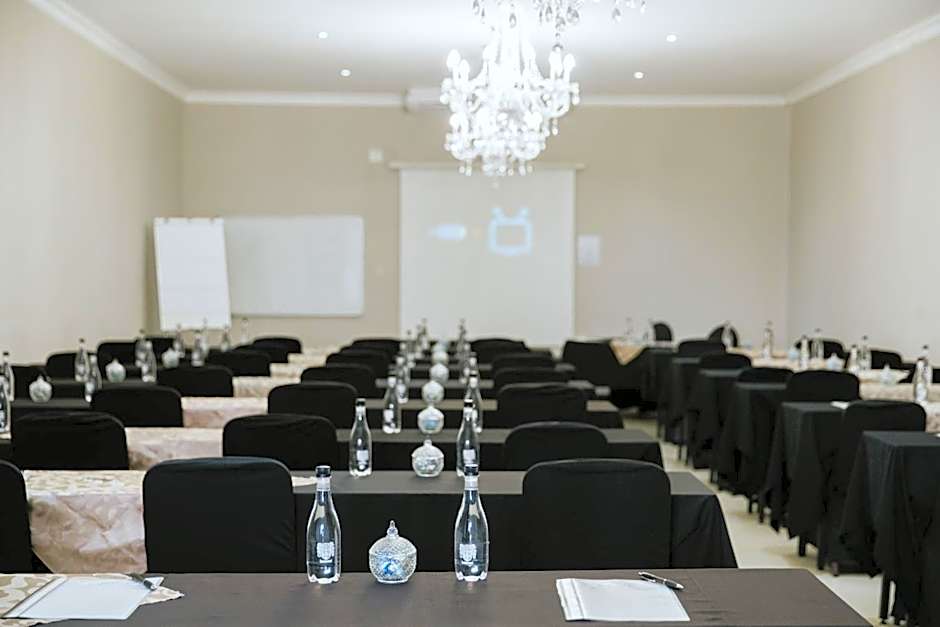 Le Grand Chateau Hotel