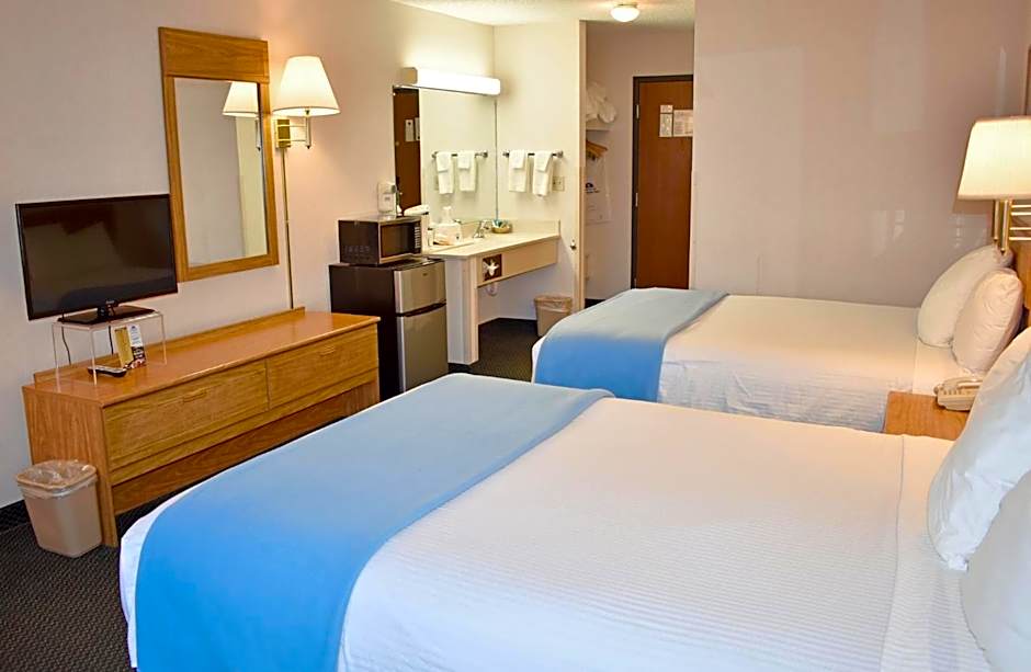 Americas Best Value Inn-Tahquamenon Country