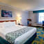 La Quinta Inn & Suites by Wyndham Norfolk Virginia Beach