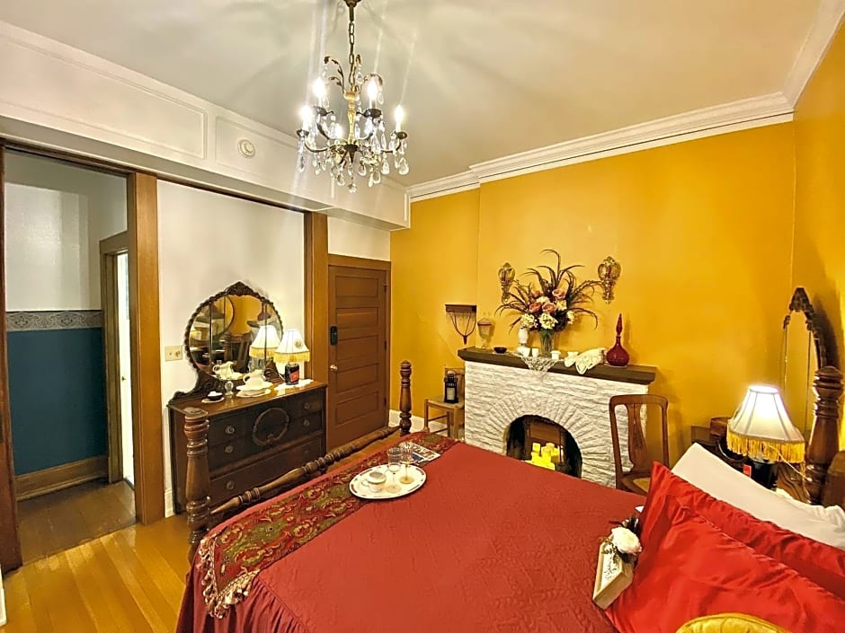 The Abriendo Inn