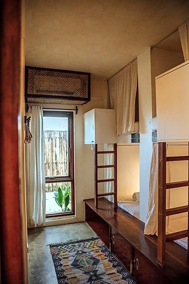 VedyA Hostel Siargao