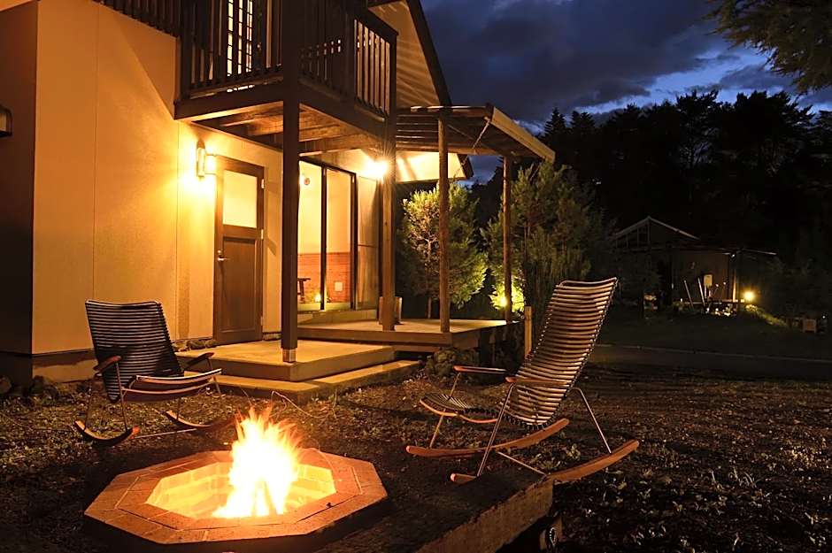 PICA Yamanakako Village