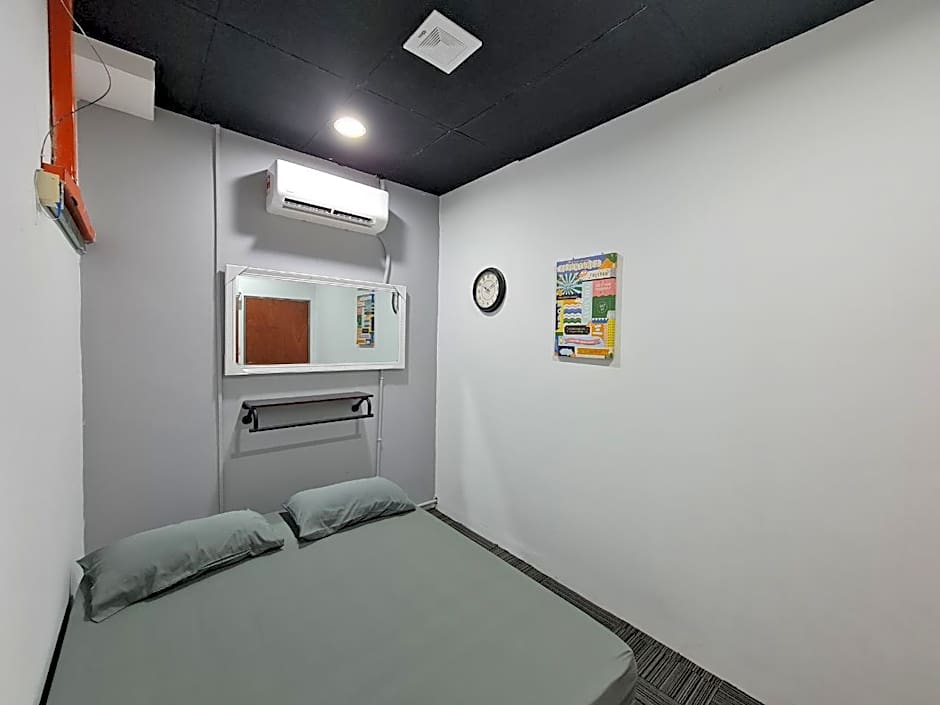Ayden Hostel KLIA
