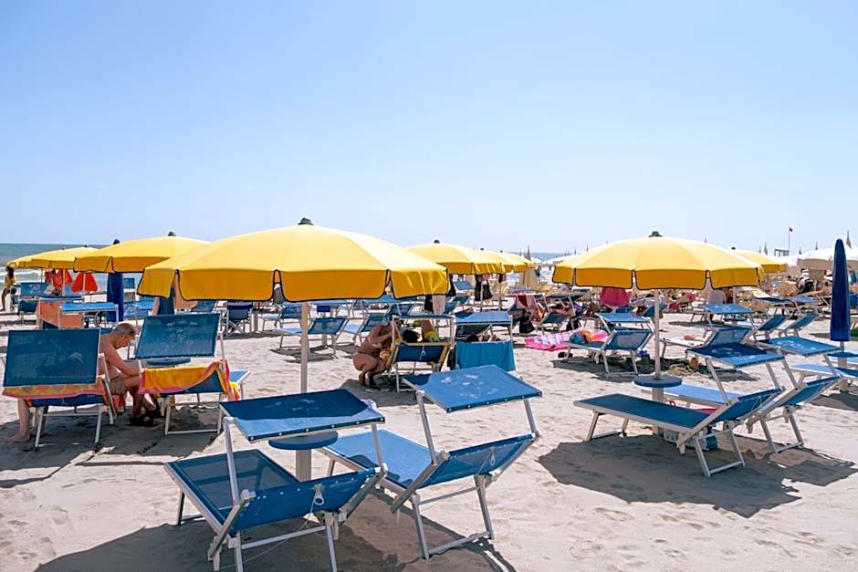 Hotel King - Azzurro Club