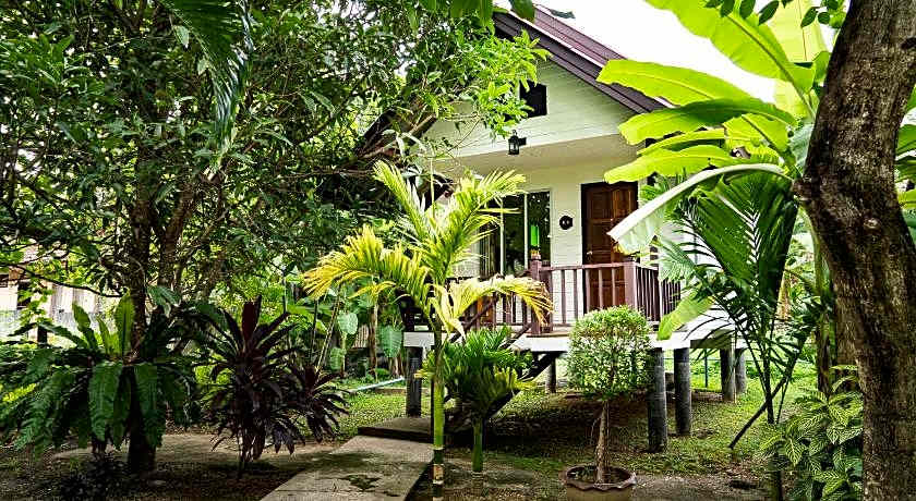 lanta andaleaf bungalows