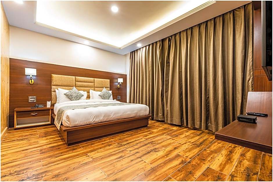 Photo 1 of 10 of Presidential Suite