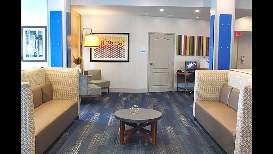 Holiday Inn Express Amherst - Lockport by IHG