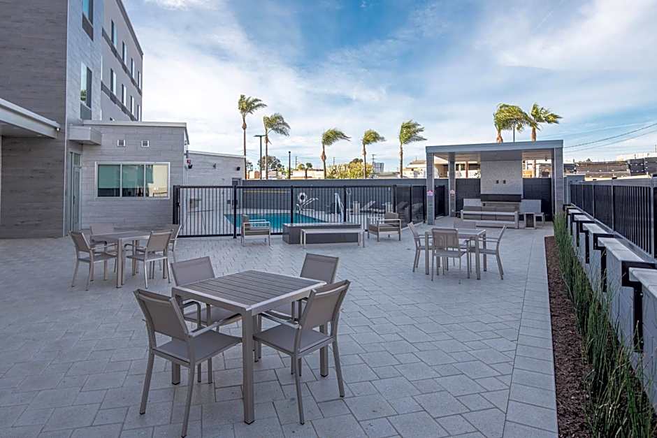 Fairfield Inn & Suites by Marriott Anaheim Los Alamitos
