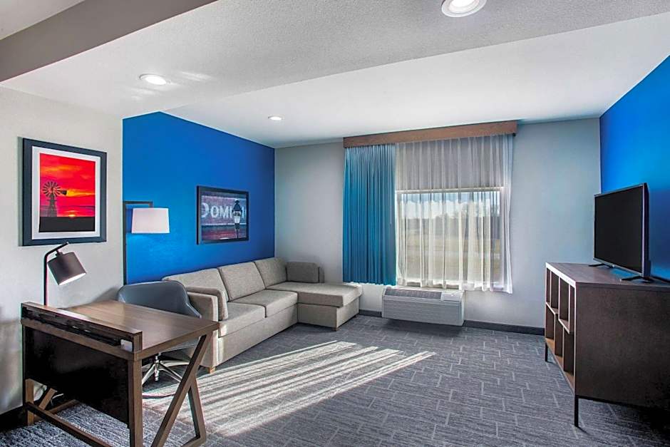 La Quinta Inn & Suites by Wyndham Pittsburg