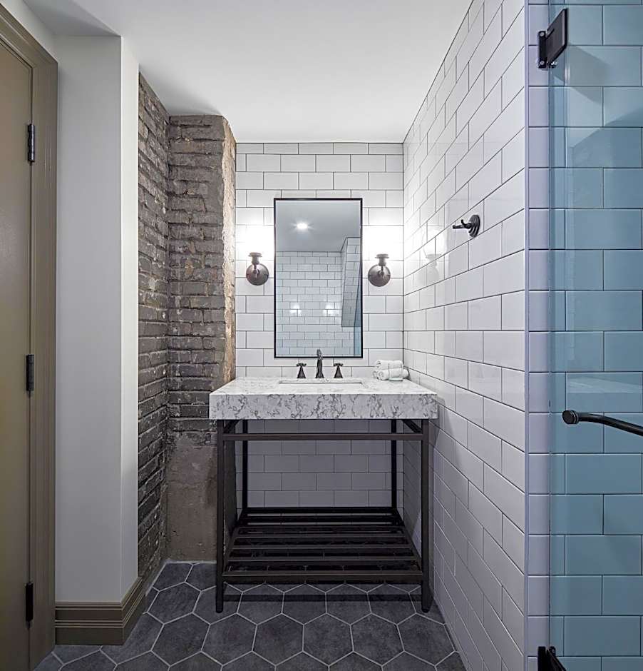 The Metcalfe by Gray Collection