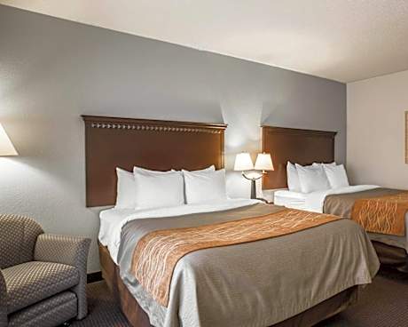 Queen Room with 2 Queen Beds - Disability Access/Non-Smoking