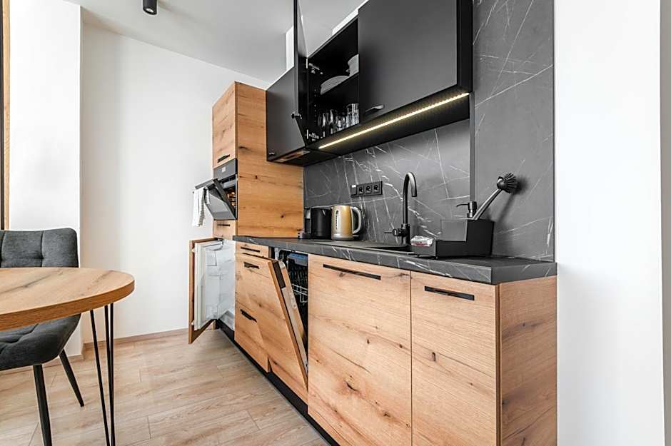 No 28 Rooms & Apartments