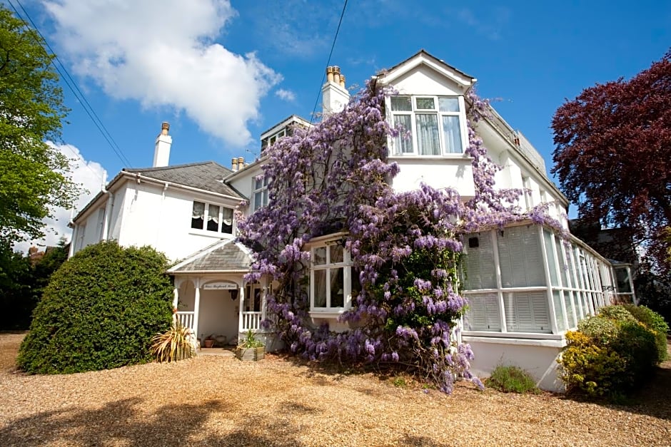 Fines Bayliwick Hotel