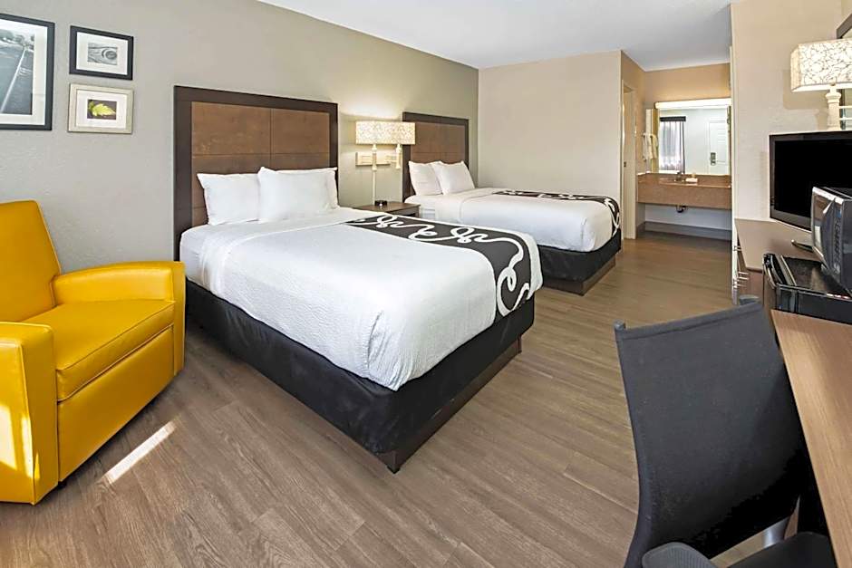 La Quinta Inn & Suites by Wyndham West Palm Beach - Florida Turn