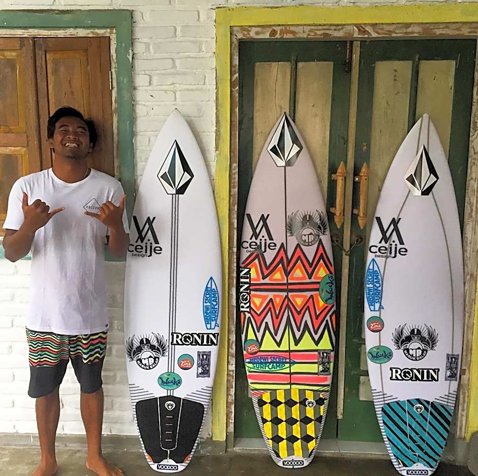 Medewi Secret SurfCamp