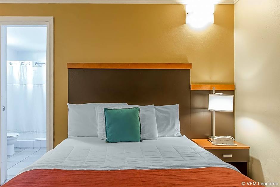 Le Consulat, An Ascend Collection Hotel