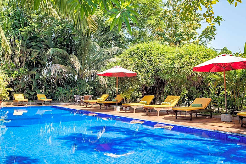Sambor Village Hotel