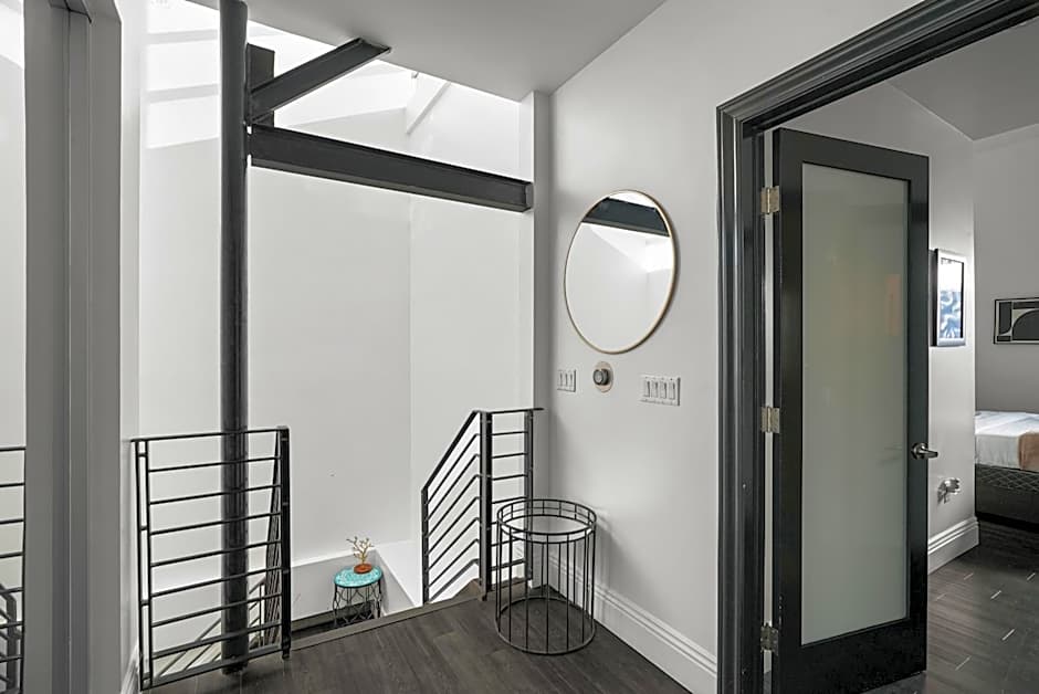 Audemar Boutique Hotel and Apartment Homes