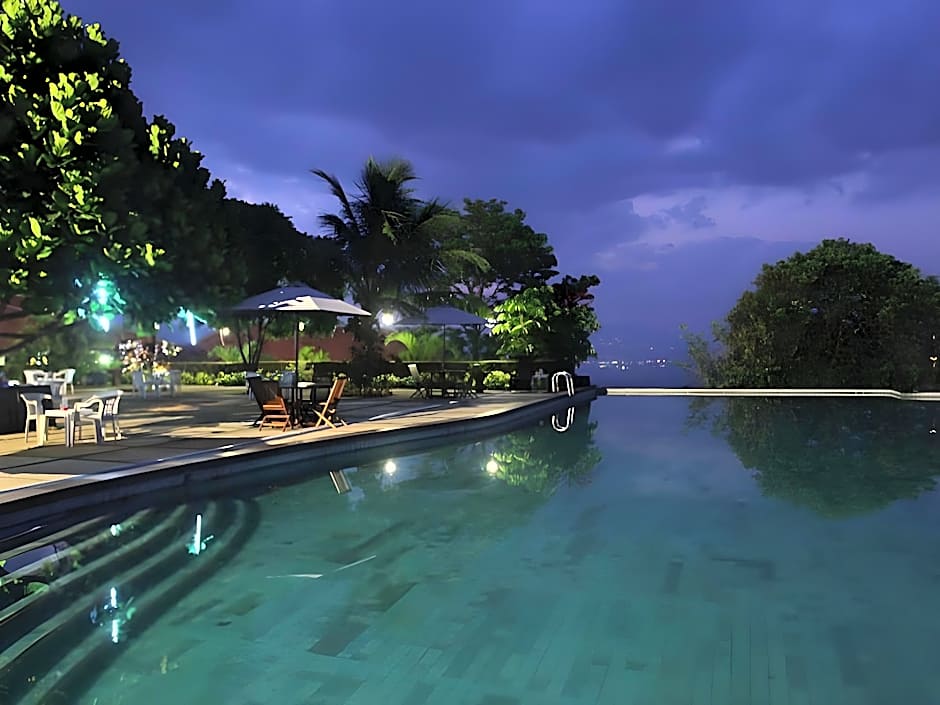 d'Emmerick Salib Putih Hotel Salatiga