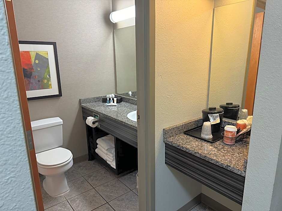 Comfort Inn Huntington near University area
