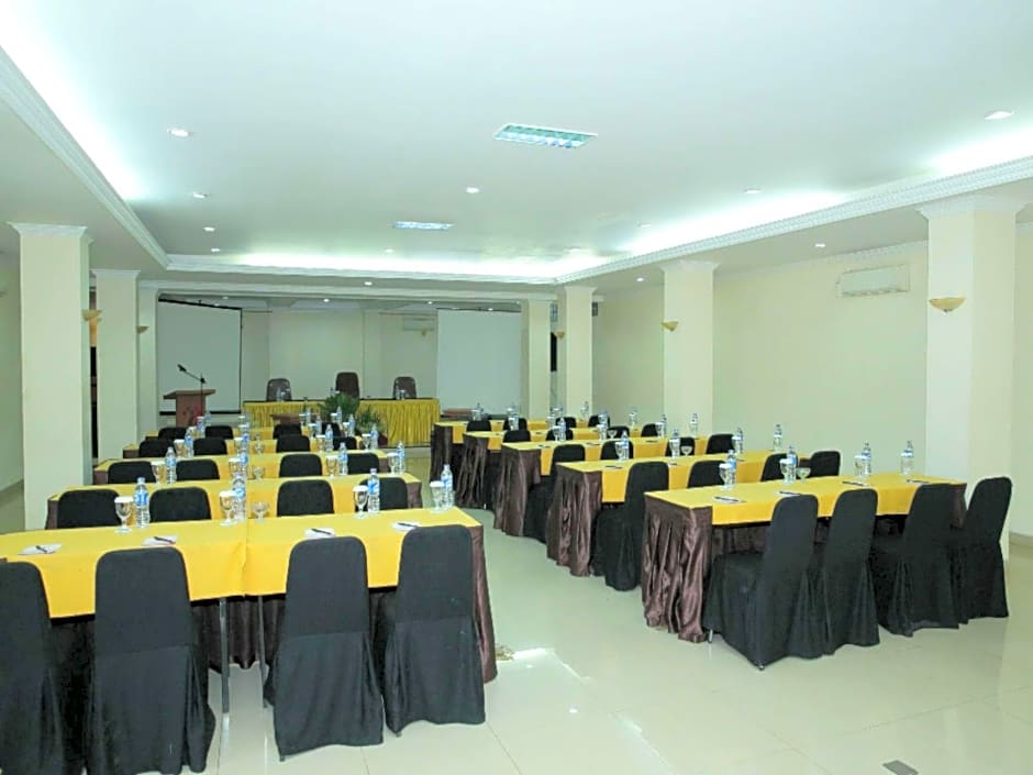 Rizen Premiere Hotel