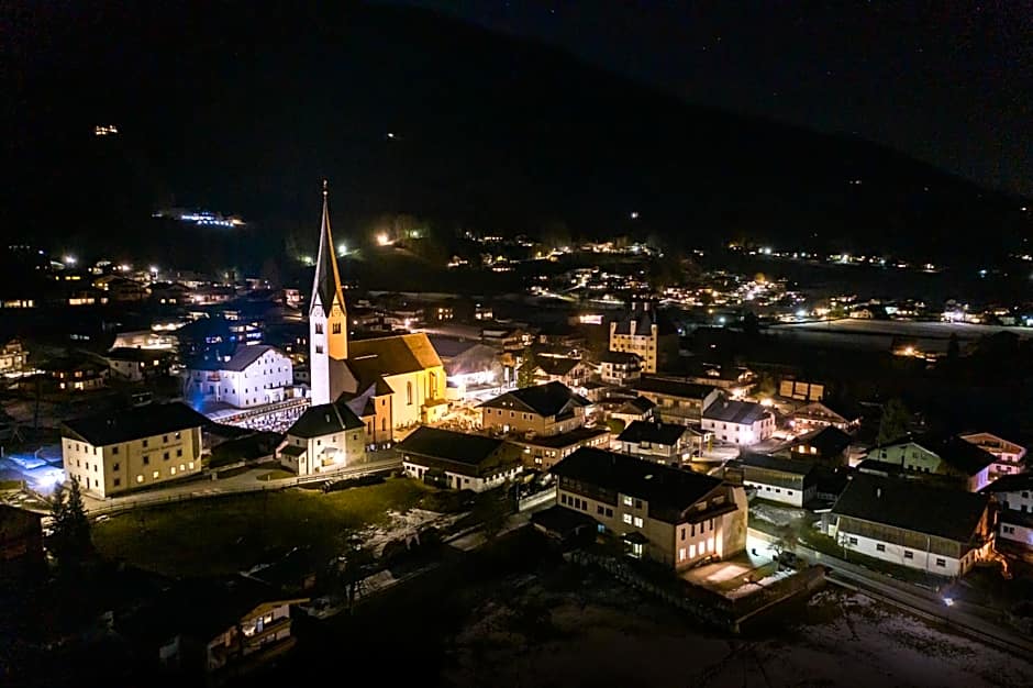 Hotel Dorfgasthof Schlösslstube