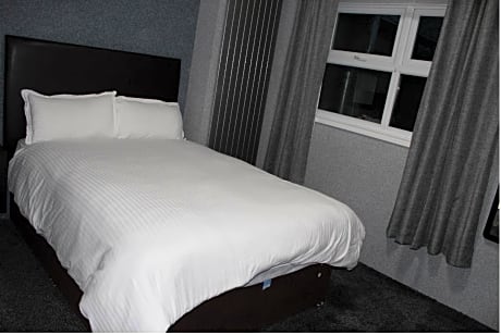 Double Room with Shower