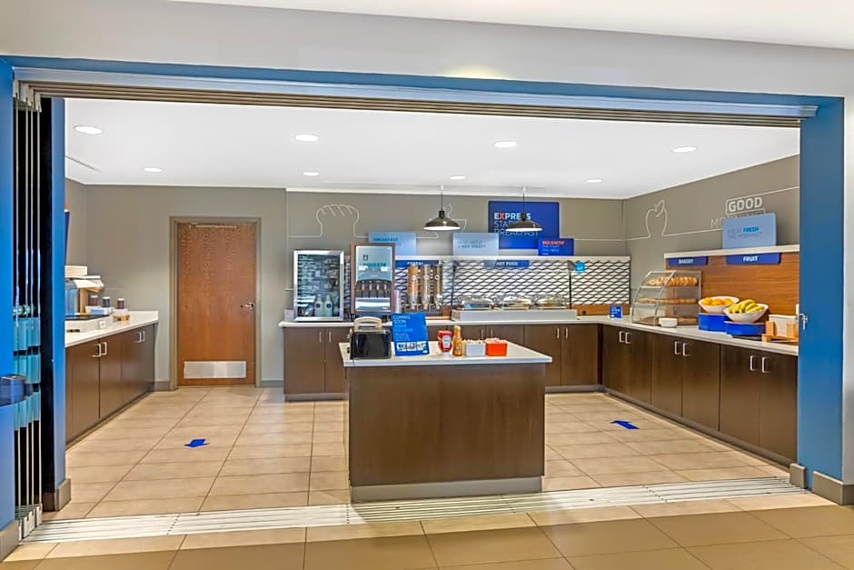 Holiday Inn Express & Suites Hot Springs by IHG