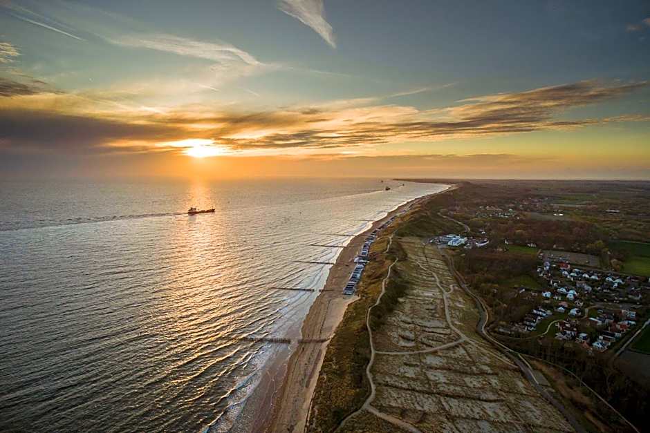 Strandhotel Westduin