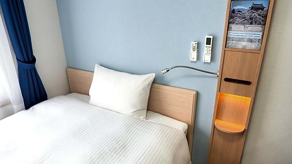 Toyoko Inn Kayabacho Eki
