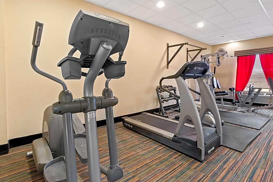 Comfort Inn & Suites