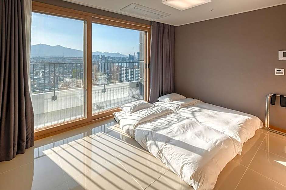 The BlueMark Hotel Sokcho