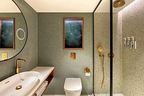 Club Room, 1 King Bed (1 King Bed)