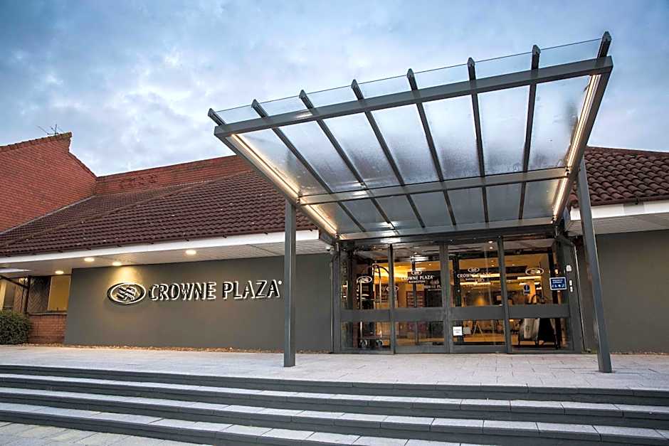 Crowne Plaza Basingstoke By IHG