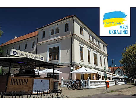 Grandhotel Sluchátko - EX Zámecký hotel