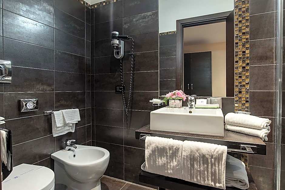 Catone District Hotel