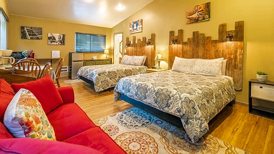 Dodge Peak Lodge