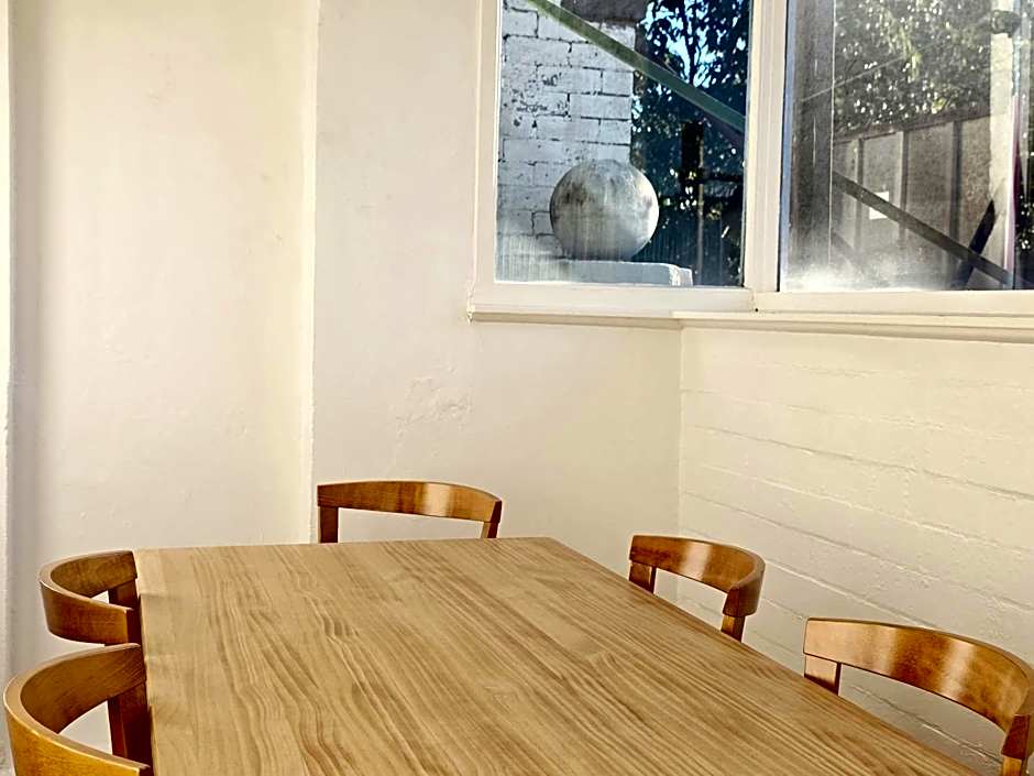 Crown Hotel Surry Hills