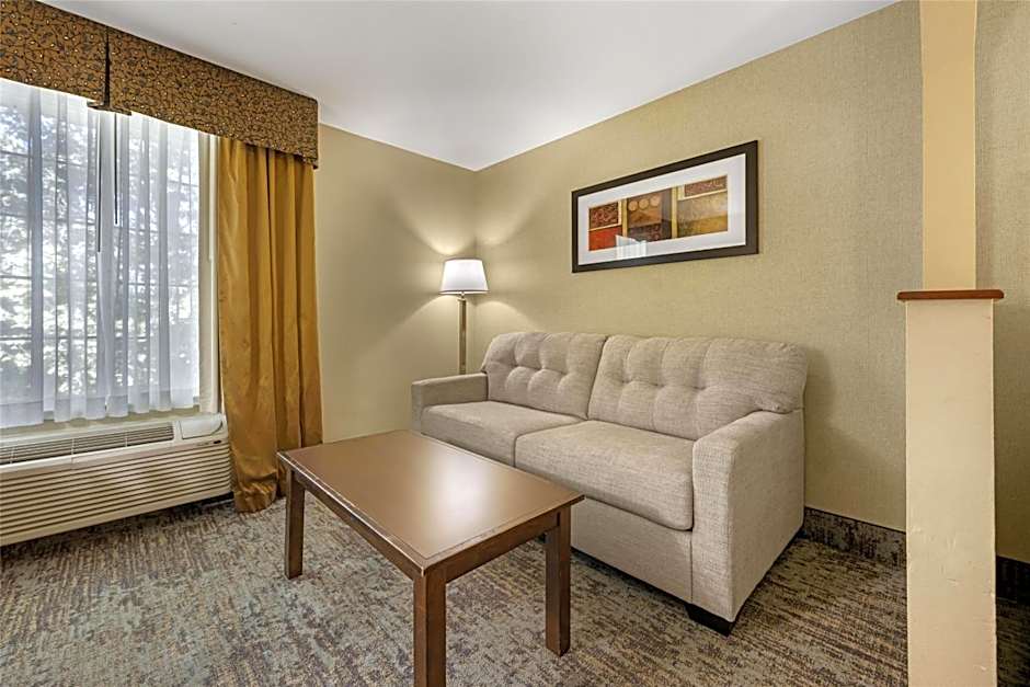 Best Western Plus Prairie Inn