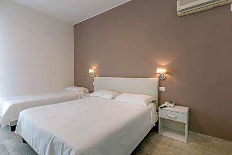Standard Triple Room with Balcony