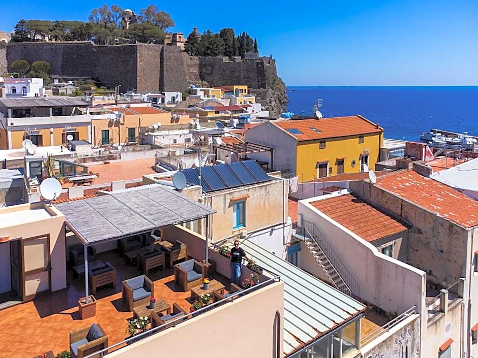 B&B Faraglione