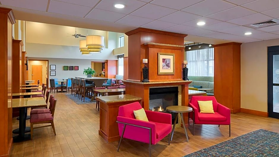 Hampton Inn By Hilton And Suites Smithfield