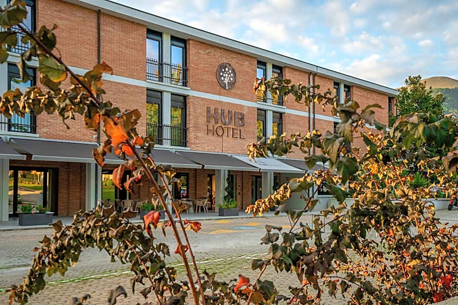 Hub Hotel