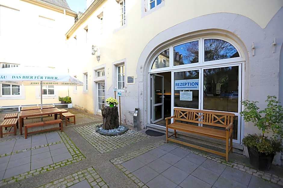 Kolping Hostel Trier im Warsberger Hof