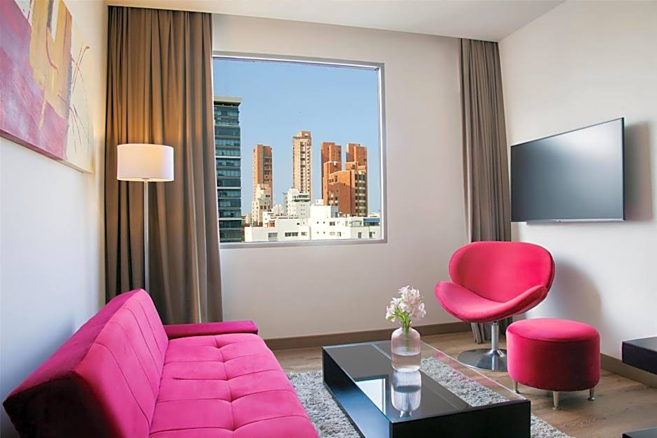 NH Collection Royal Smartsuites