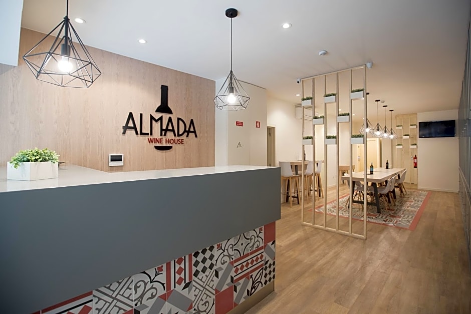 Almada Wine House