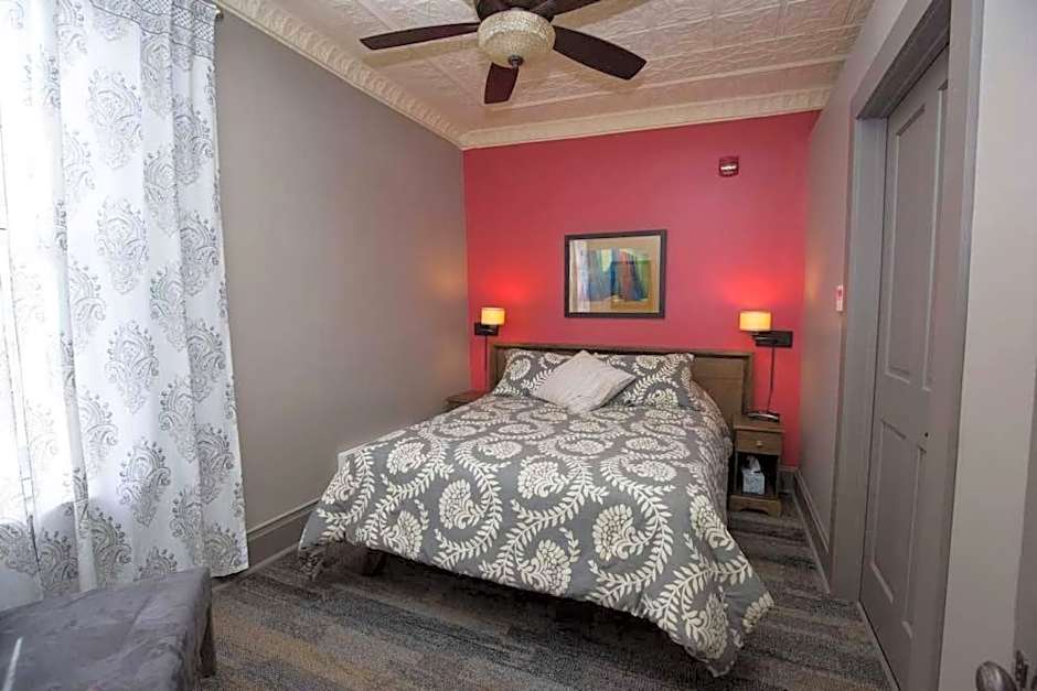 Dodici Night Suites