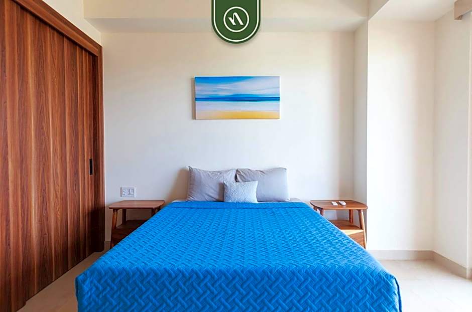 Brand New 2 BR Condo with Amazing Rooftop Pool