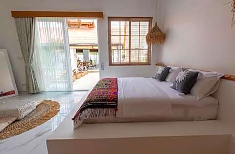 King Room with Pool View